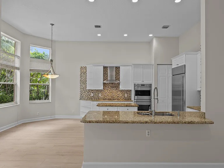 9875 Palma Vista Way — Photo 4