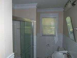 5th image of 220 Lakeview Dr