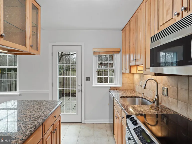 3263 S Stafford St — Photo 17