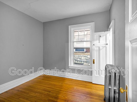 4th image of 377 Elmwood Ave APT 4