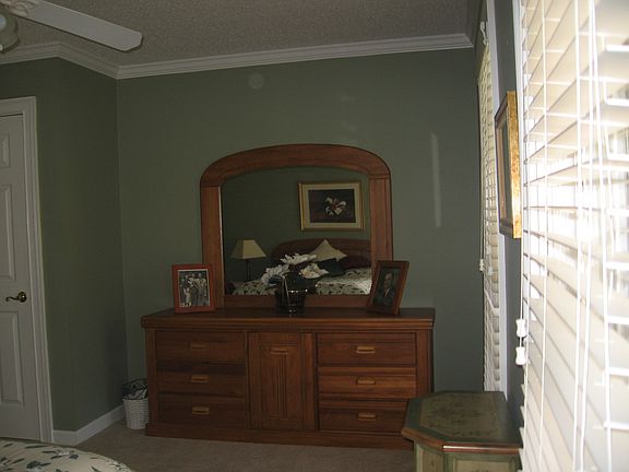 3rd image of 2 Brandywine Cir