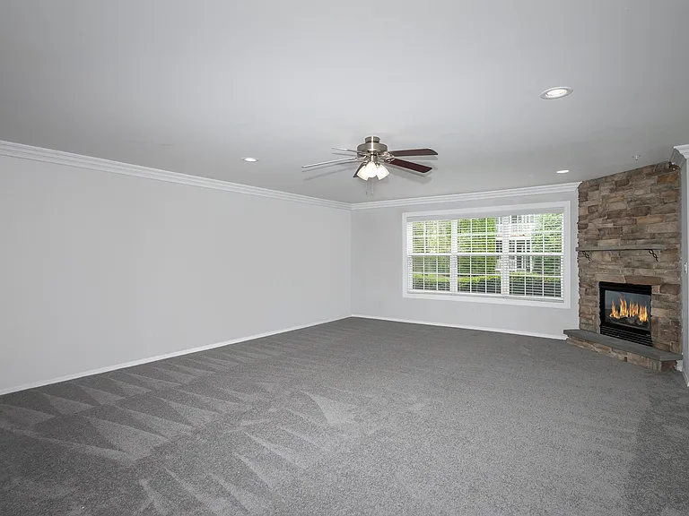 Fairfield Knolls North At Port Jefferson — Photo 21