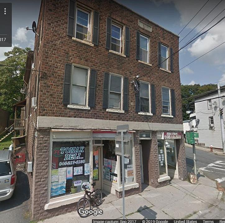 1st image of 364 North St APT 5