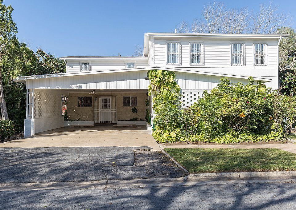 1st image of 11 Warren Ave