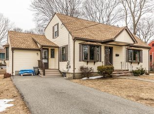 12 Bird St, Woburn, MA 01801