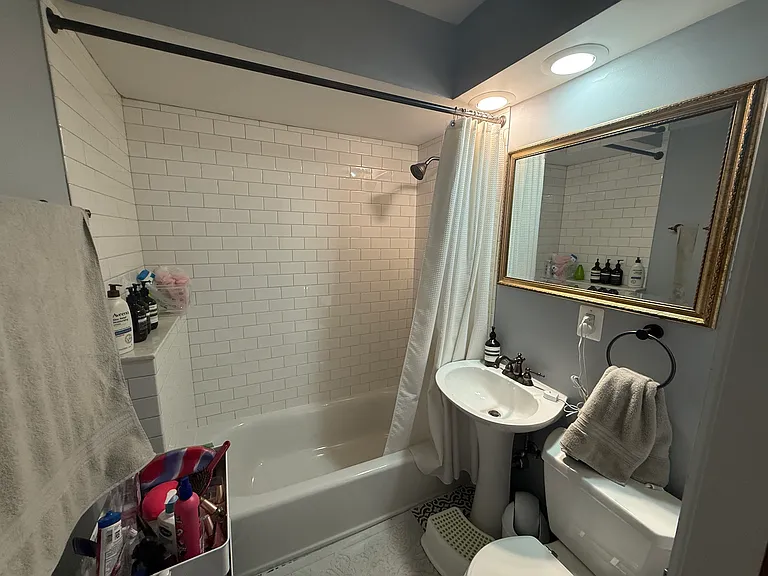 2241 N Dayton St #3 — Photo 9