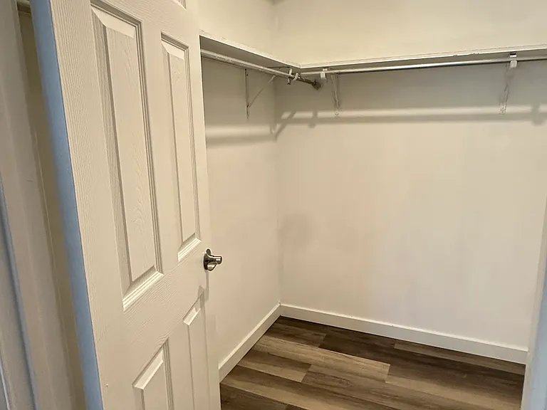 318 N Salem Ave #1 — Photo 6