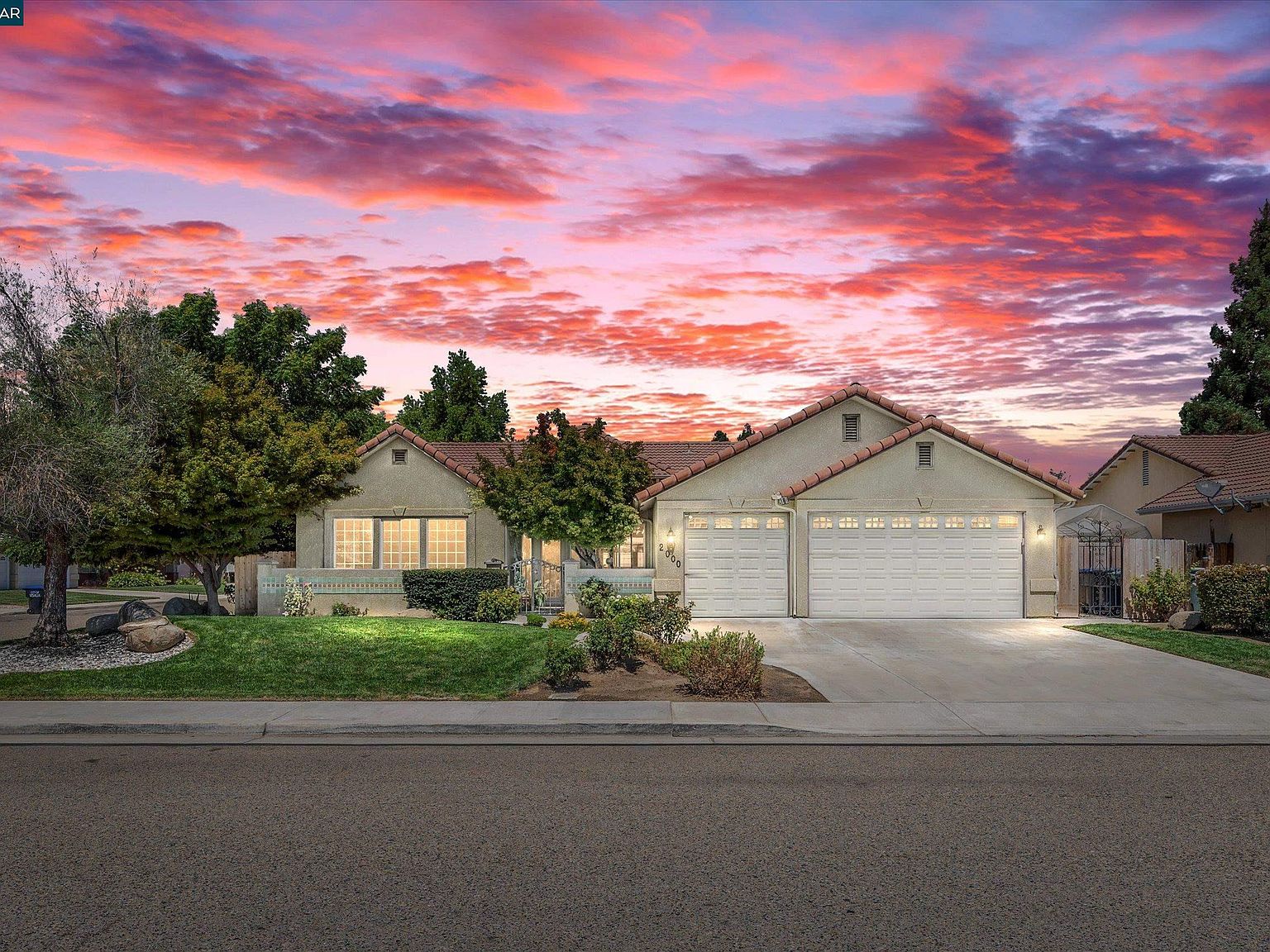 2000 E Victor Ave, Visalia, CA 93292 Zillow