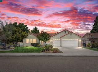 2000 E Victor Ave, Visalia, CA 93292