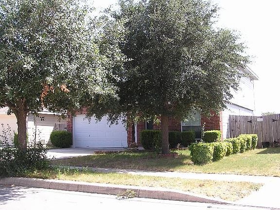 3rd image of 10414 Marengo Ln
