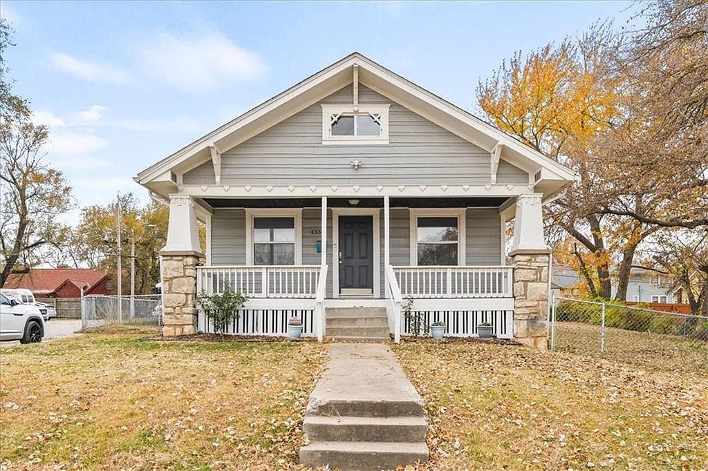4338 Indiana