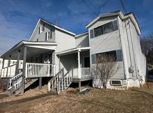 42 Barcelow St, Pt Jervis, NY 12771