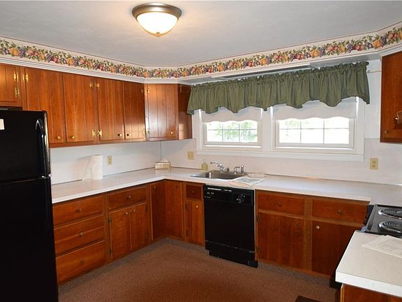4th image of 4339 Belmont Dr