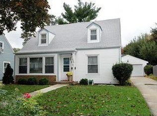 506 Sunset Dr, Elgin, IL 60123