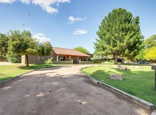 1036 E El Freda Rd N, Tempe, AZ 85284