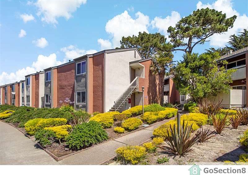 435 Gateway Dr Pacifica CA Zillow