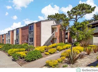 435 Gateway Dr, Pacifica, CA 94044