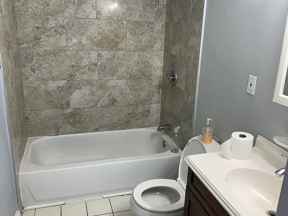 1st image of 3525 Beale Ct