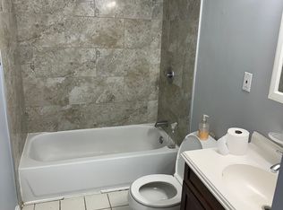 3525 Beale Ct, Woodbridge, VA 22193