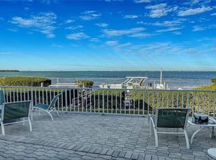 3530 Mistletoe Ln, Longboat Key, FL 34228