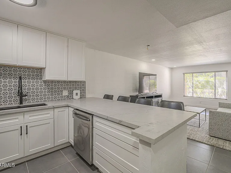 4701 N 68th St #111 — Photo 21