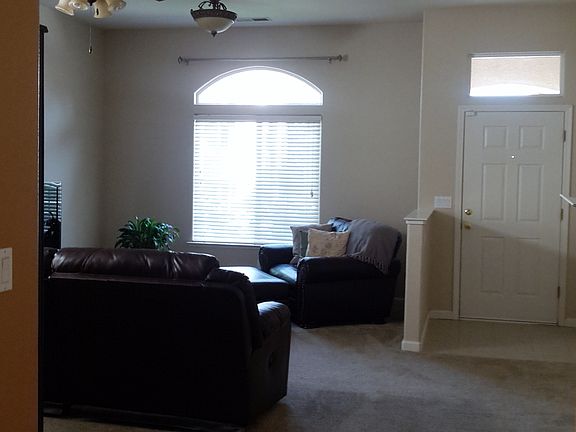 4th image of 139 Lake Dr