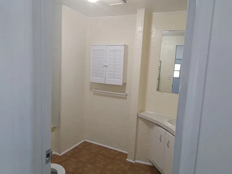 1802 W Fort Davis Ave — Photo 5