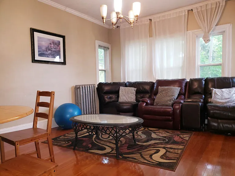 12 Read Ct — Photo 19