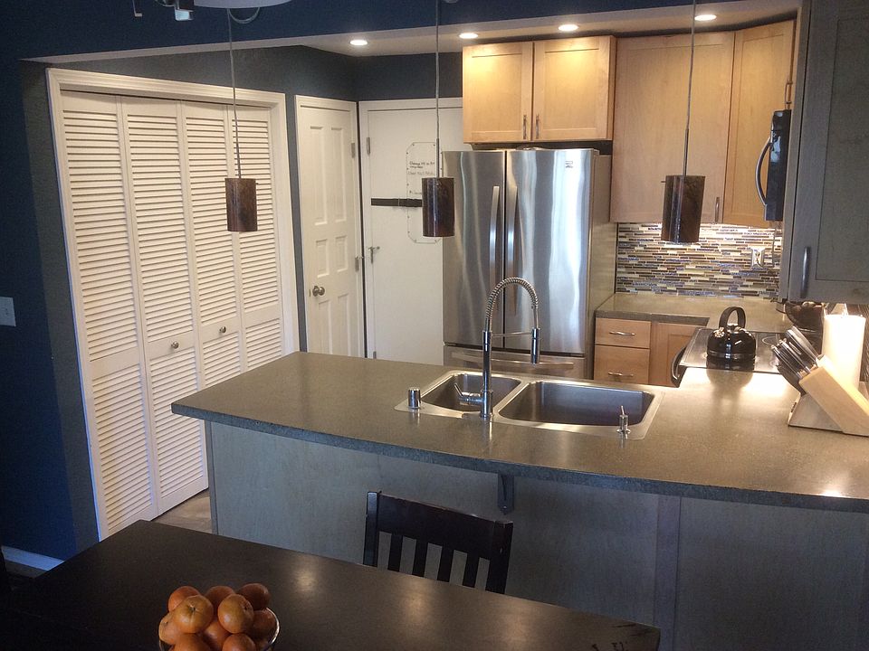 Open kitchen