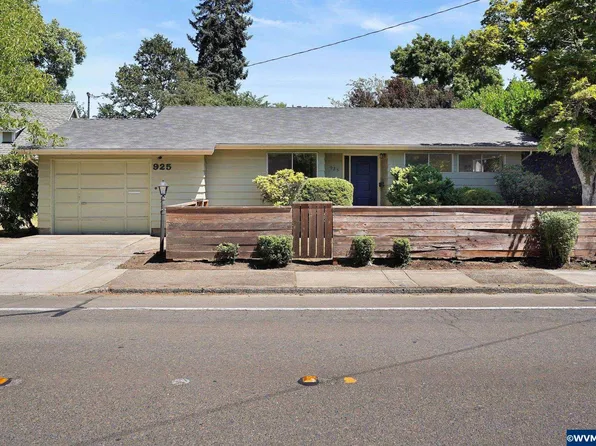 925 NW 29th St, Corvallis, OR 97330