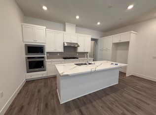 1107 Artemisia Ter #4, Sunnyvale, CA 94086