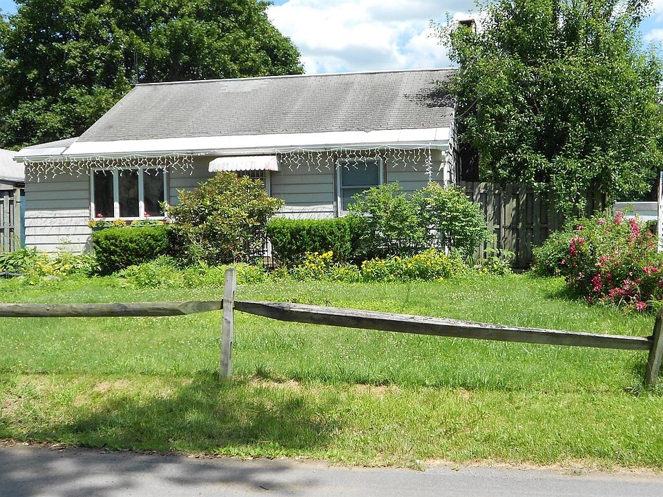 1st image of 6 Lonergan Ave