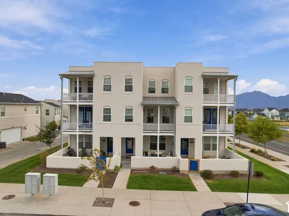 10653 S Cardinal Park Rd, South Jordan, UT 84009