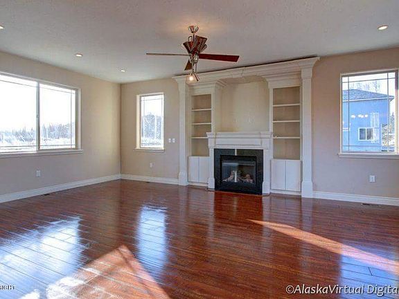 3rd image of 4745 W Gloryview Cir