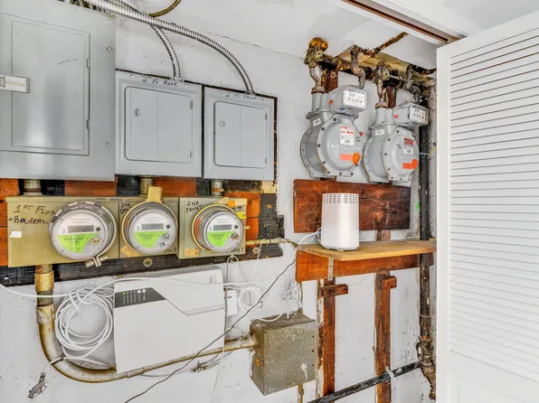 21-69 45th Street image 31 of 51