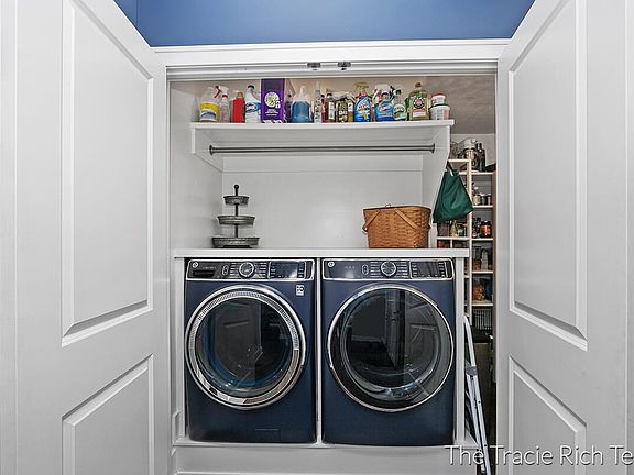4th image of 869 Cosby Way Dr NW