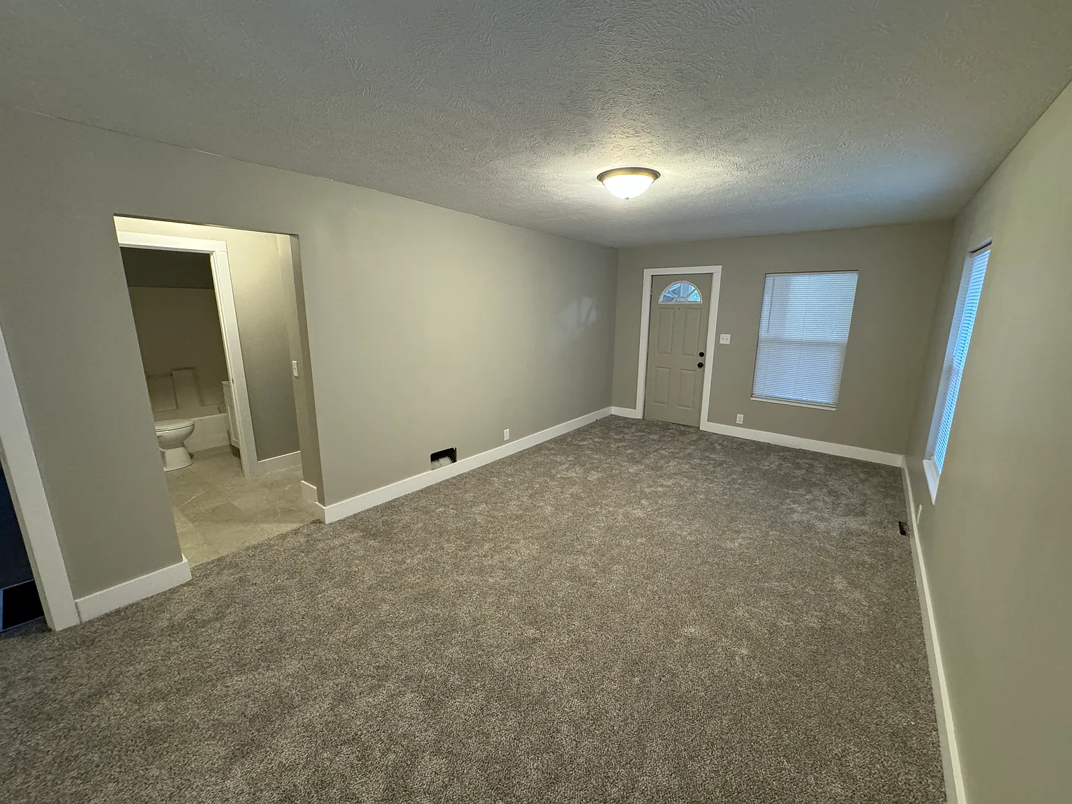 2425 Holmes Ave — Photo 3