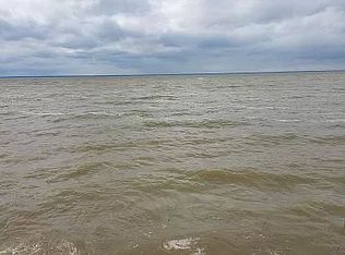 4455 Nicolet Dr, Green Bay, WI 54311