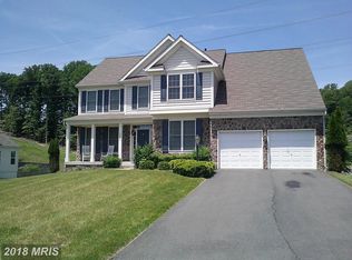 19300 Bothwell Ct, Triangle, VA 22172