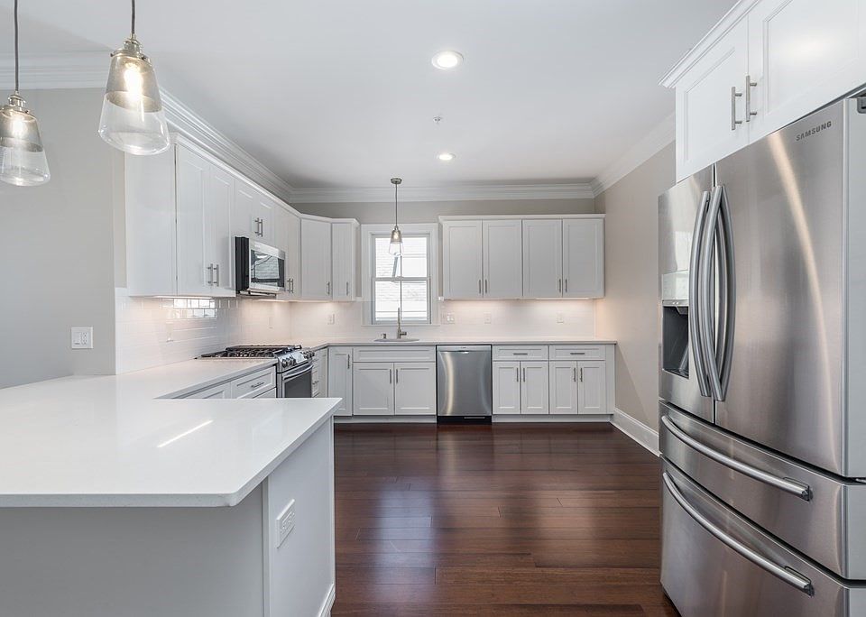 41 Wenham St UNIT 3, Jamaica Plain, MA 02130 Zillow