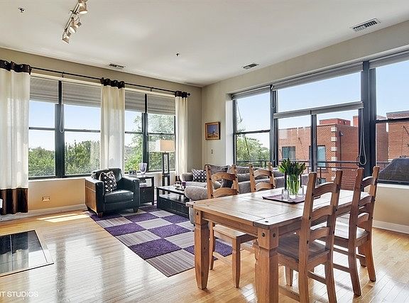 5th image of 1 S Leavitt St Unit 410