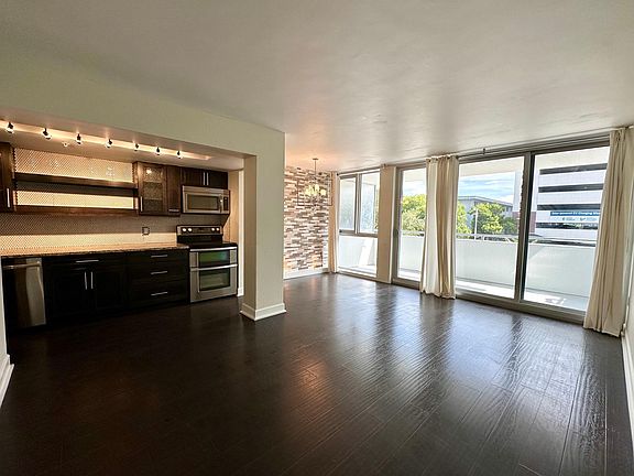3rd image of 470 3rd St S #213