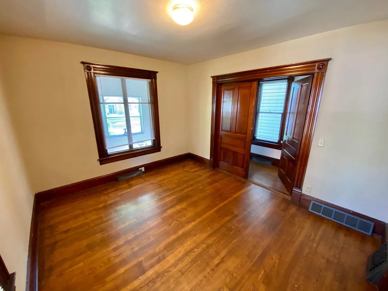 4 bed, $1,580 — Photo 3