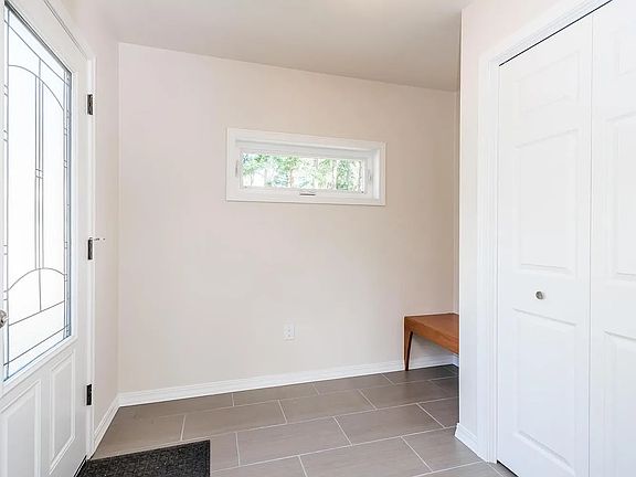 Entry/Mud Room