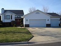 1st image of 401 Pebble Beach Dr NE