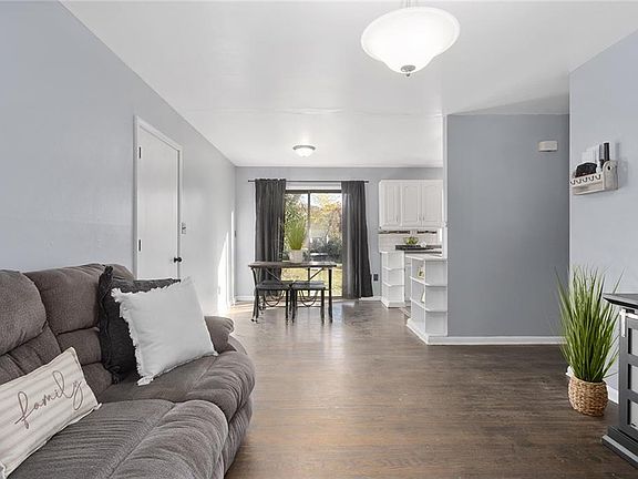 3rd image of 4715 Northern Ave