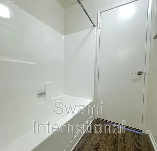 14323 Cerise Ave #18 — Photo 20