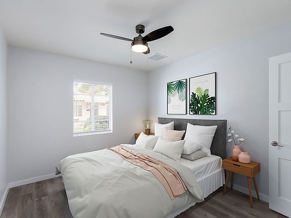 5th image of 1612 W Mulberry Dr APT 6