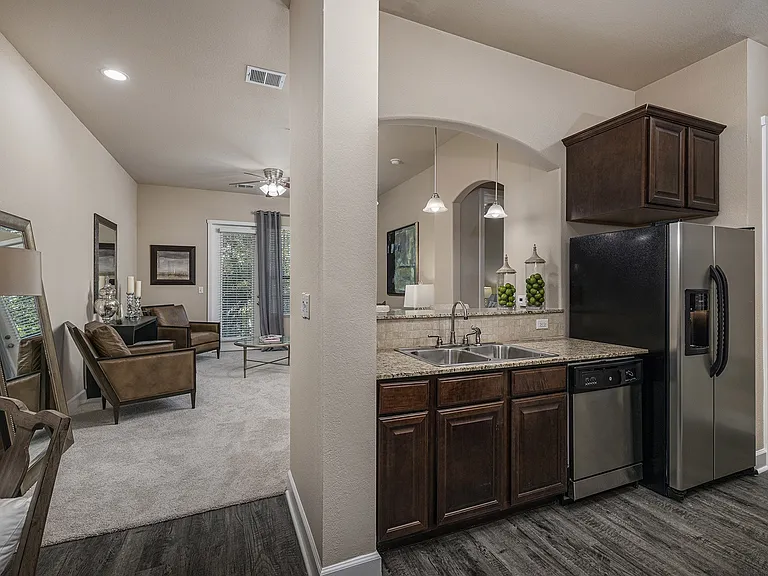 Monterra Las Colinas Apartments — Photo 26