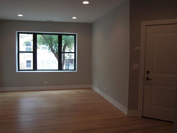 4th image of 3802 W Altgeld St #202